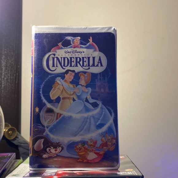 Vintage vhs 📼 Cinderella tape super good condition good quality and all